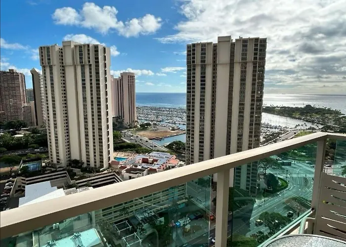 Ala Moana Hotel By Final Form